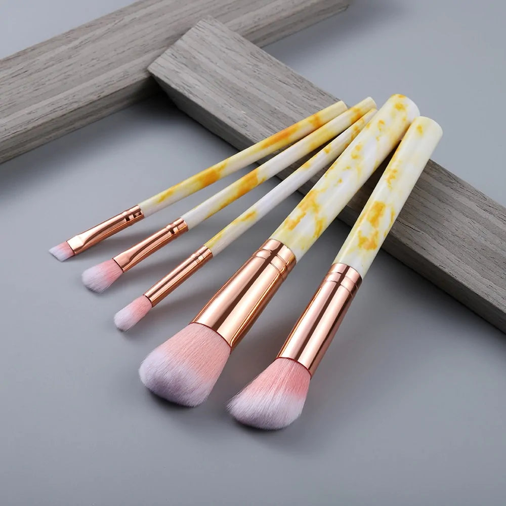 Multifunctional Makeup Brush